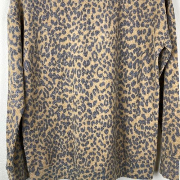 Nine Britton Fuzzy Animal‎ Print Pullover Top Size XS (P15) - Picture 4 of 11